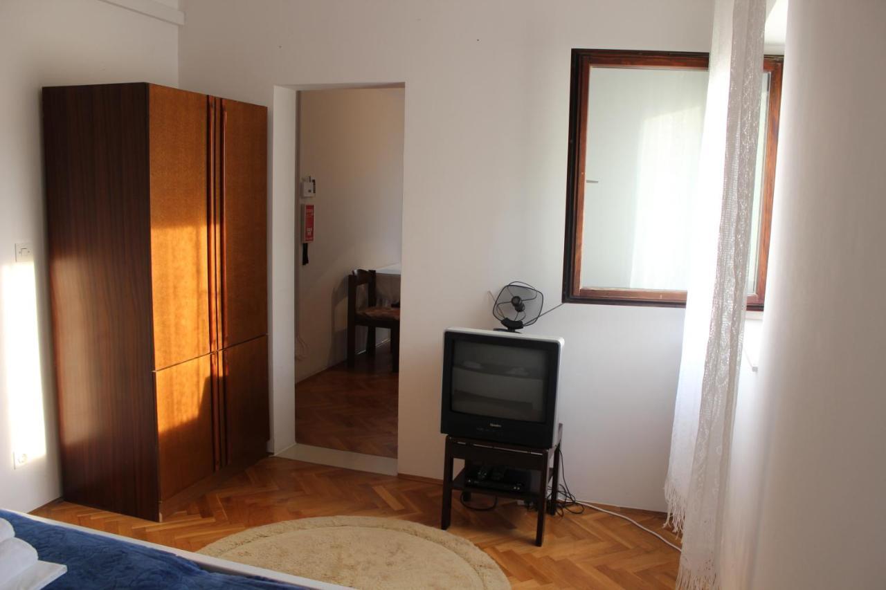 Apartments Petrada Omiš Cameră foto
